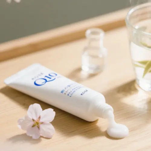 日本Kose 高絲Q10細緻嫩白保濕護手霜